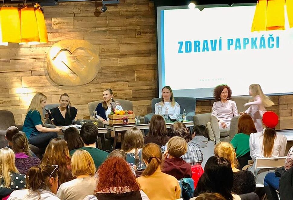 foto z Krstu knihy Zdravi papkáči